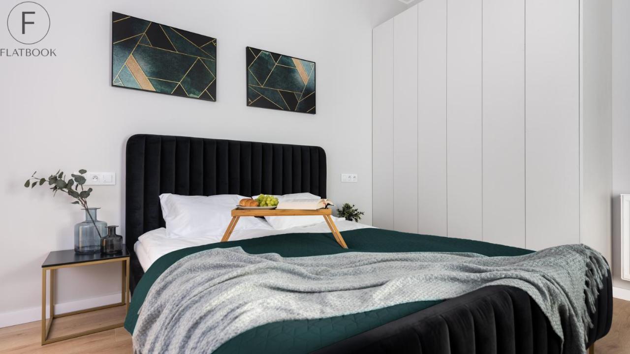 Flatbook - City Center Apartments Granaria Гданск Екстериор снимка